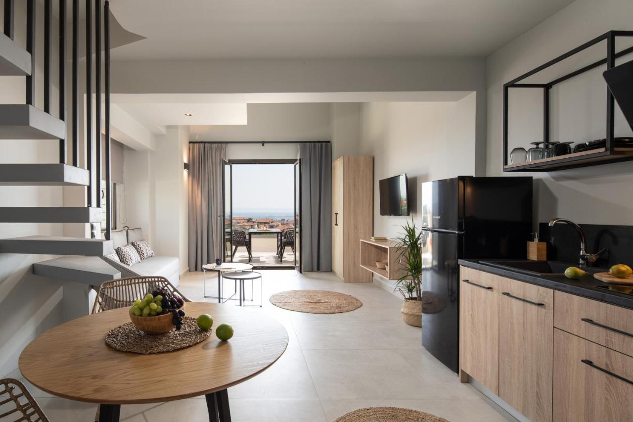 Melian Suites Никити Екстериор снимка