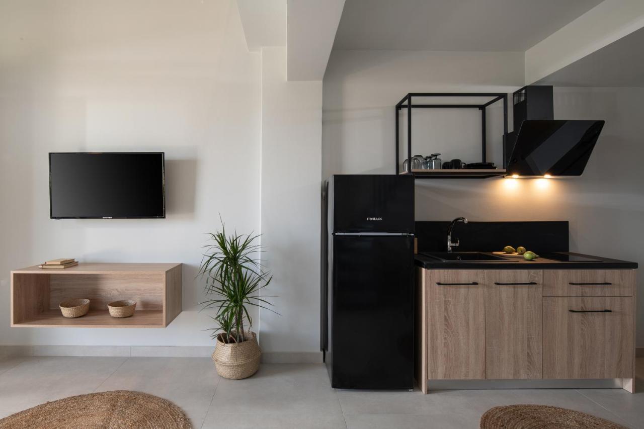 Melian Suites Никити Екстериор снимка