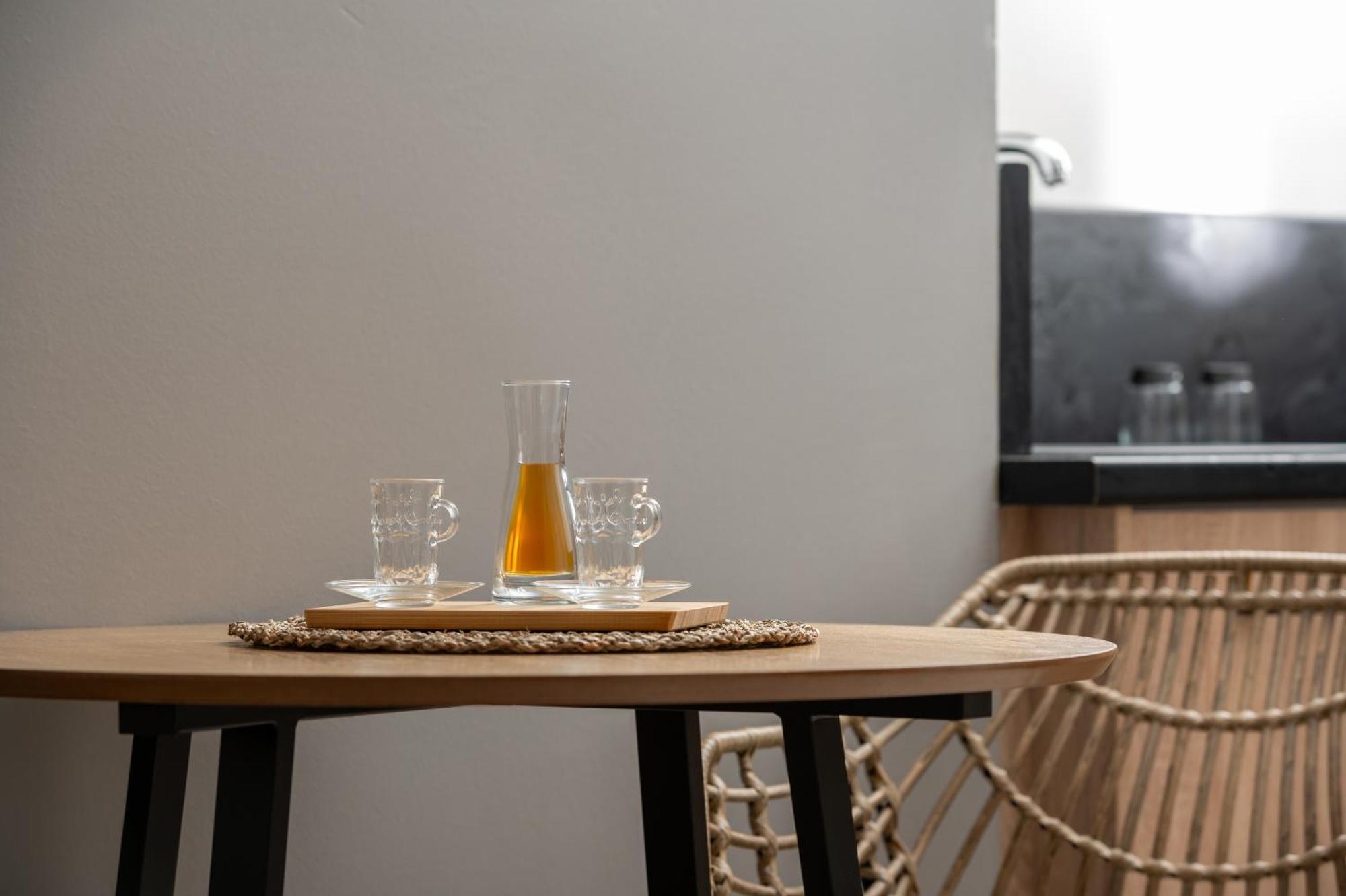 Melian Suites Никити Екстериор снимка