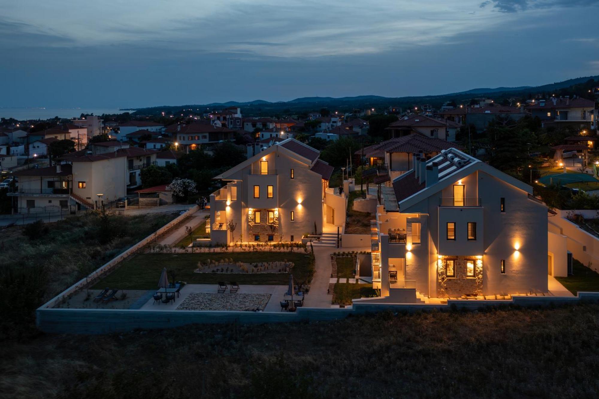Melian Suites Никити Екстериор снимка
