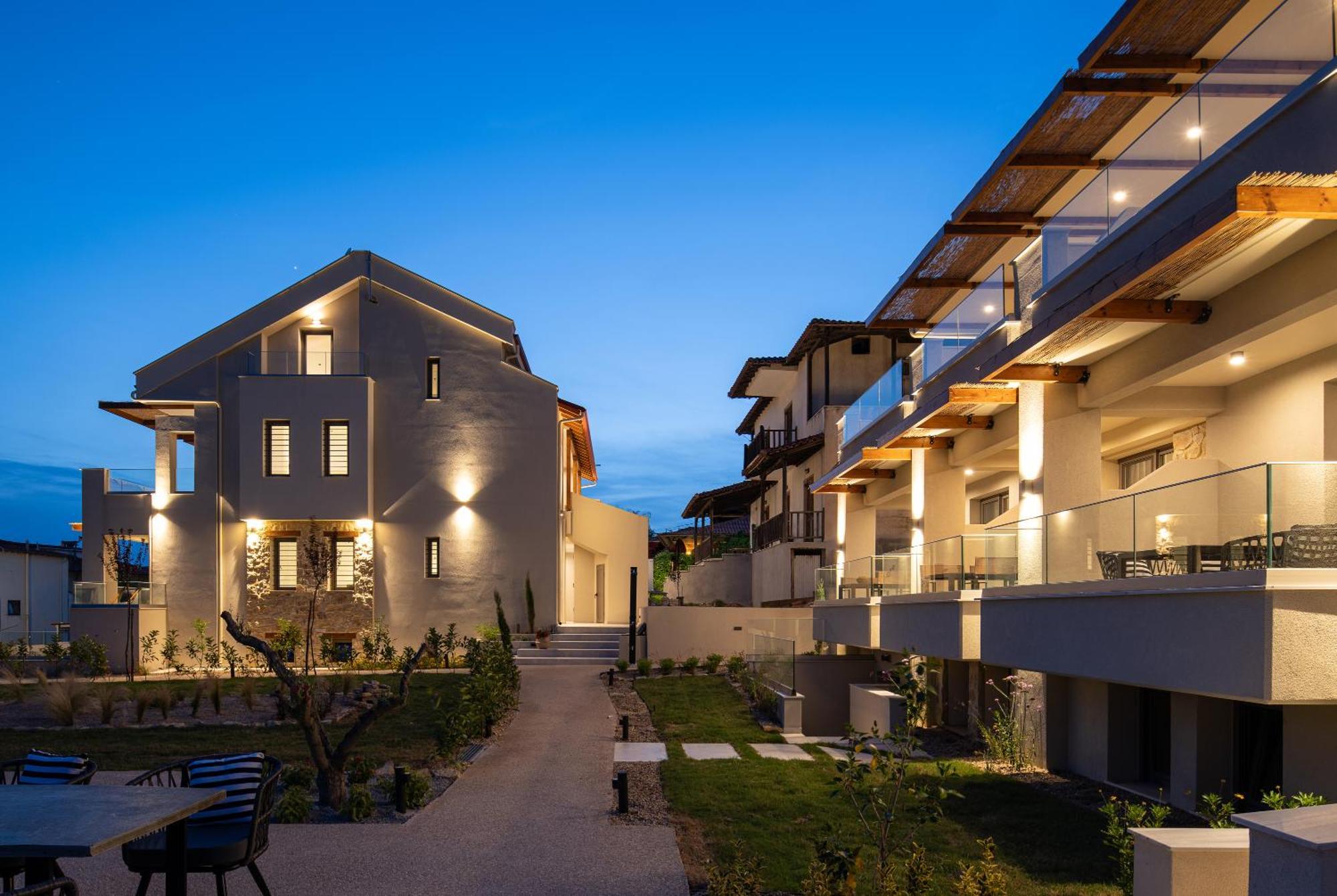 Melian Suites Никити Екстериор снимка