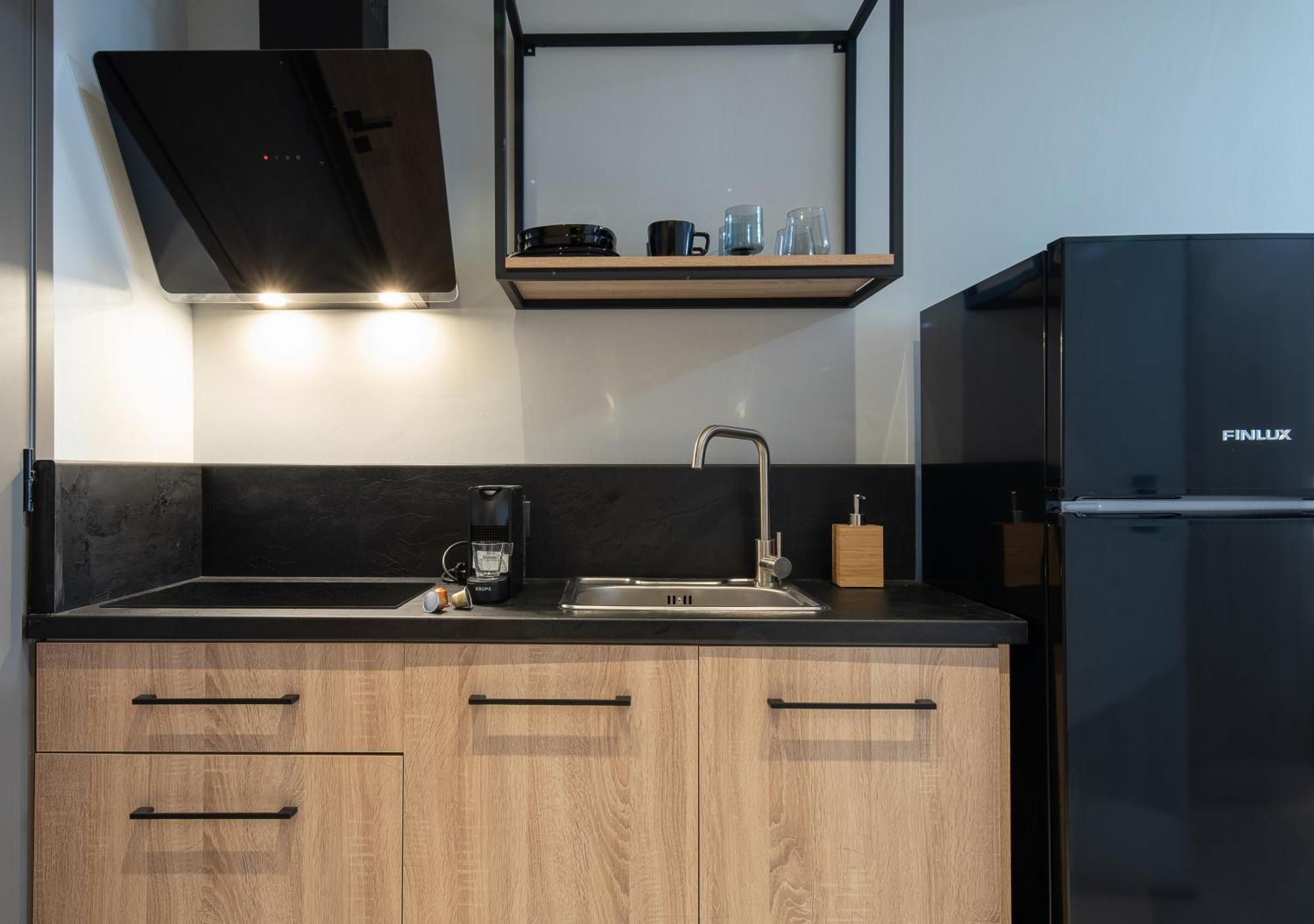 Melian Suites Никити Стая снимка
